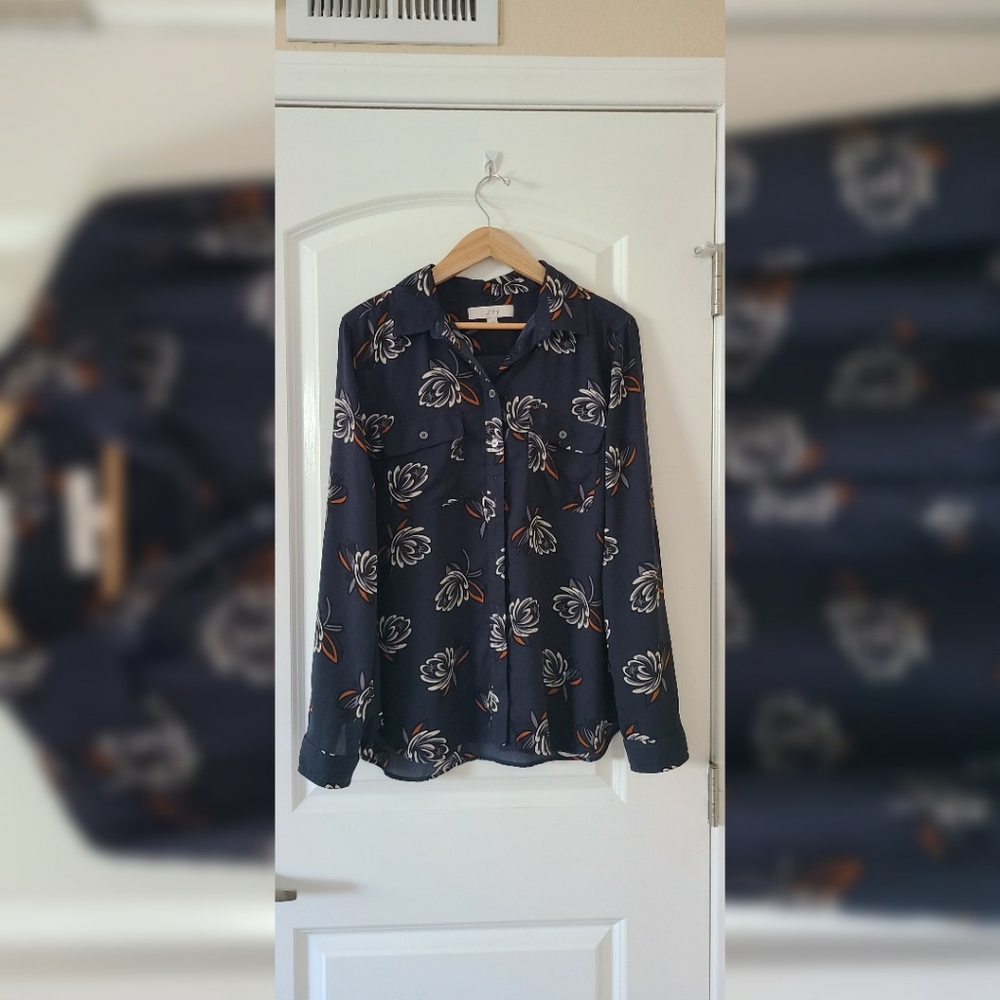 LOFT Floral Button-down shirt